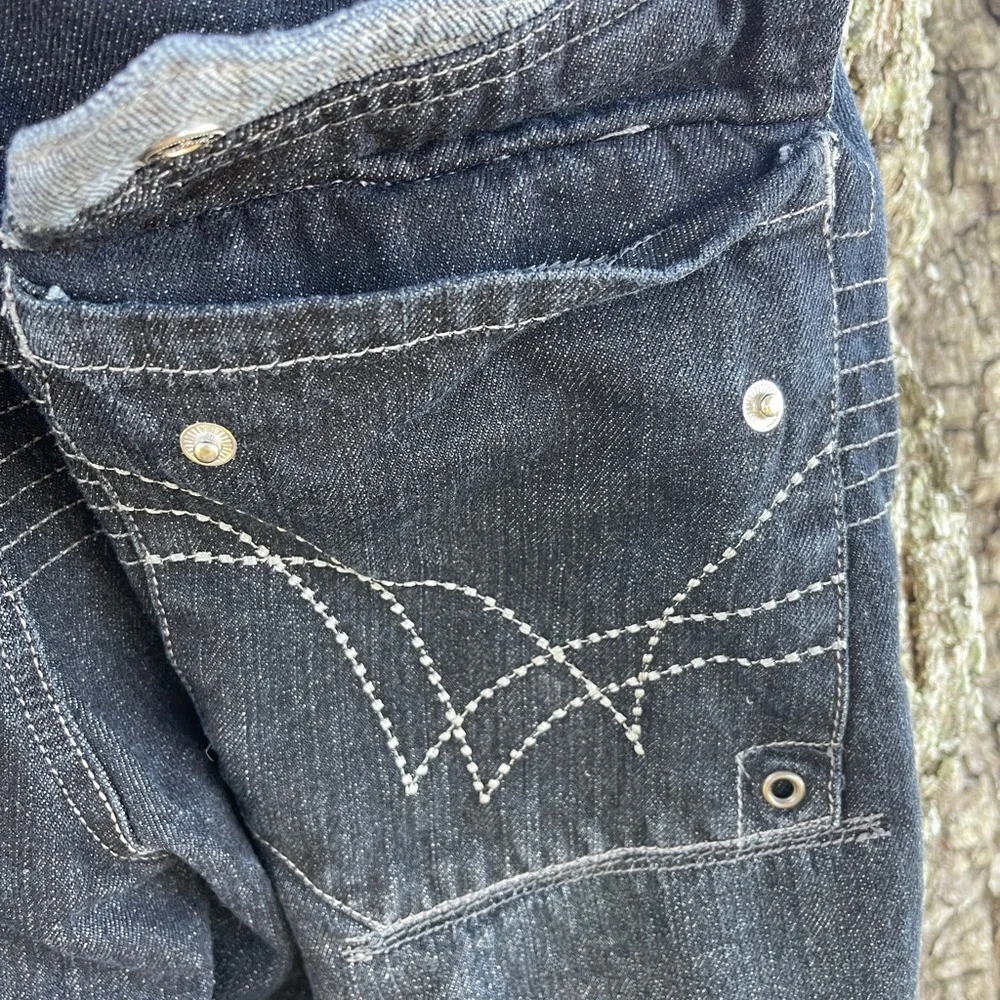 Raider Jean Co. Infringement men’s dark blue wash long baggy shorts, size 38.​ - Picture 10 of 10